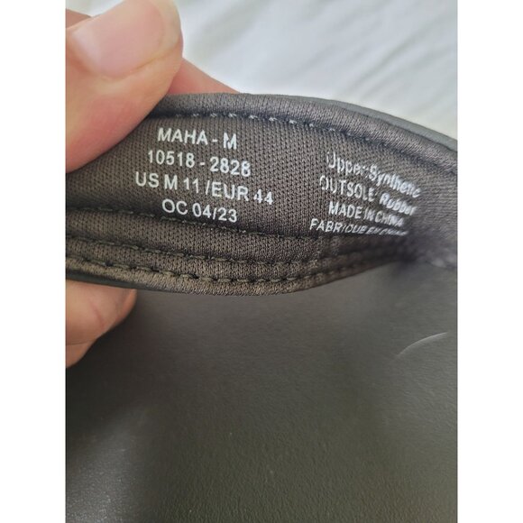 Olukai Mens Maha Thong Flip Flops 11 - Picture 4 of 5